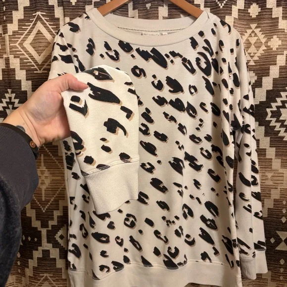 Wonderly Cheetah / Leopard Print Sweater Size Large, Animal Print Long Sleeve - Picture 3 of 11